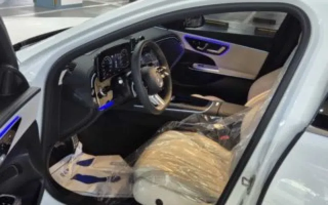 인천중고차매매단지 E-클래스 W214 E200 매물 사진 12 - 2026/02 3,471km