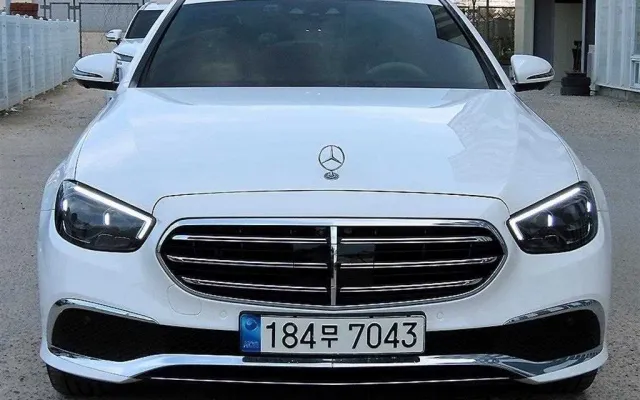 인천중고차매매단지 E-클래스 W213 E300e 4MATIC 익스클루시브 매물 사진 15 - 2023/05 22,040km